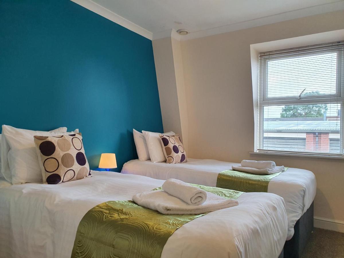 Old Town Central Apartments Swindon Ngoại thất bức ảnh